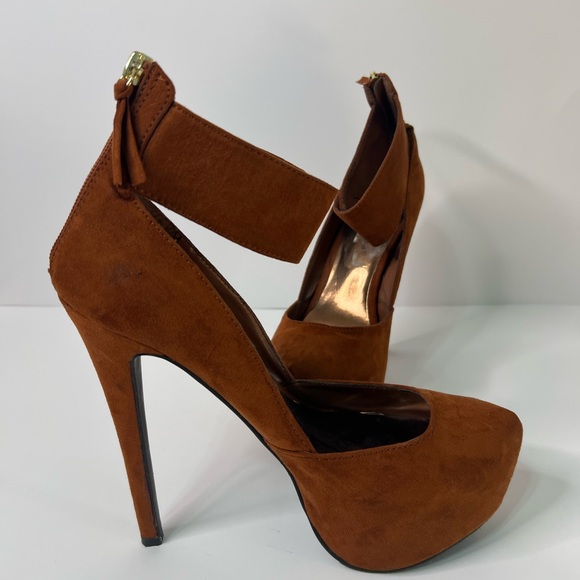 Women’s Rust colored block heels with ankle strap size 7 1/2 - Picture 3 of 6